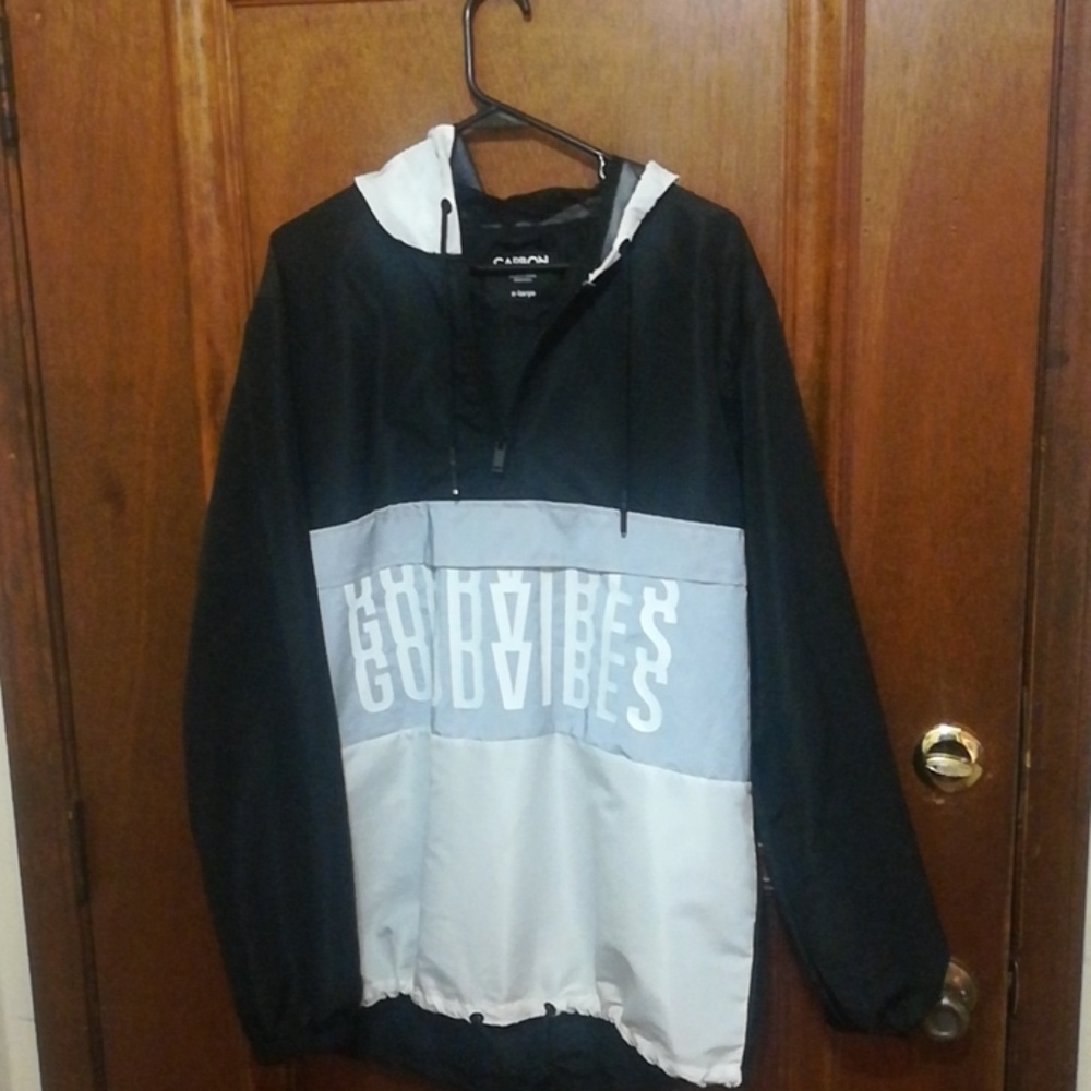 Windbreaker/ pullover hoodie
